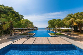 Гостиница Crimson Resort and Spa - Mactan Island, Cebu  Лапу-Лапу